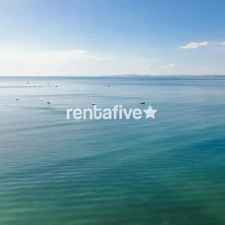Rentafive - - Terraza - Piscina Apartamento